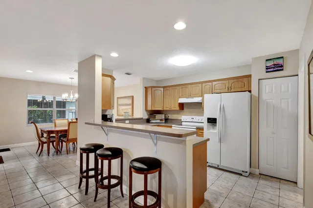  Residence photo 16
