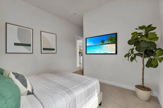 Residence photo 25