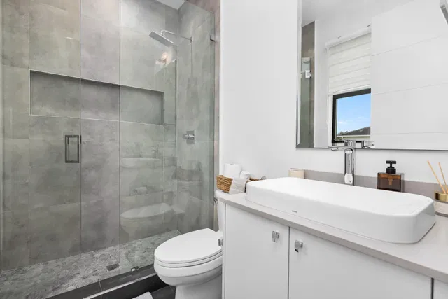 Residence photo 25