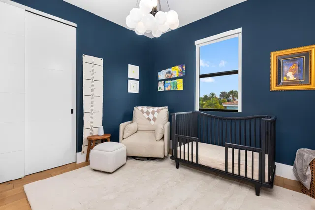 Residence photo 26