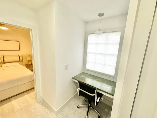 West Palm Beach Residence photo 42
