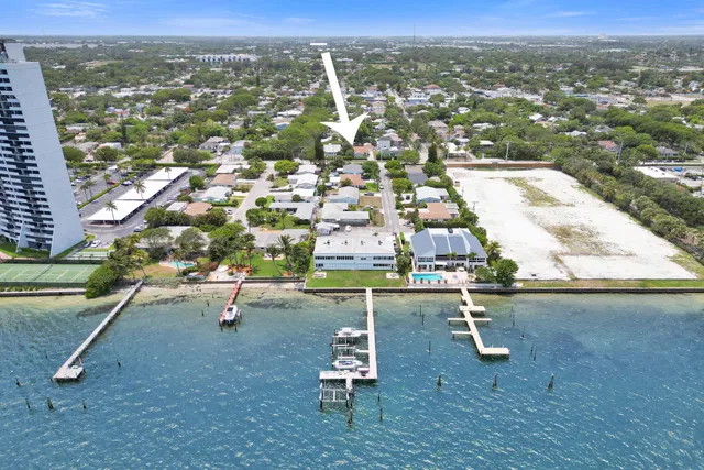 West Palm Beach Residence photo 47
