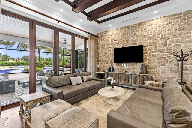 Residence photo 9
