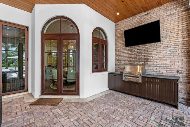 Residence photo 22