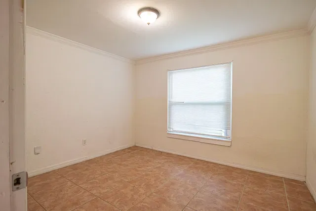 Residence photo 10