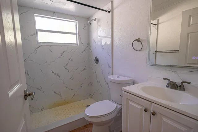 Residence photo 11