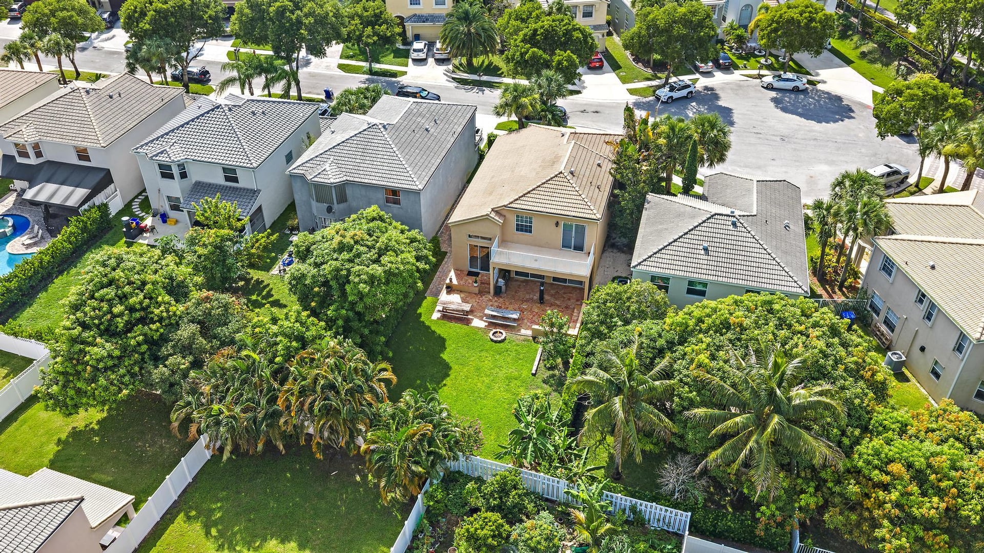 Residence photo 5
