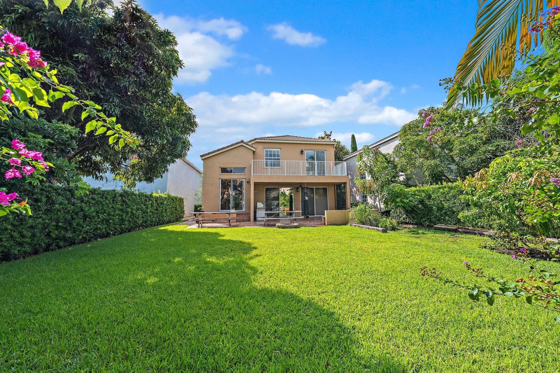 Residence photo 23