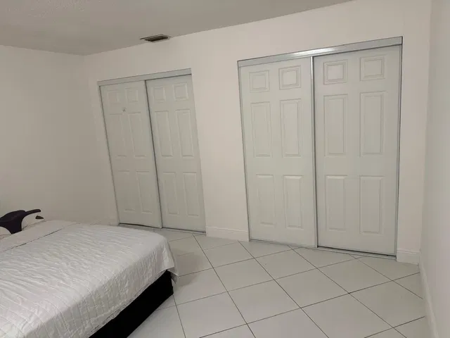 Residence photo 11