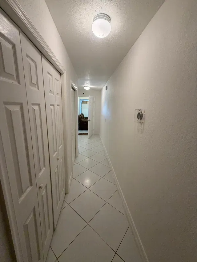 Residence photo 31