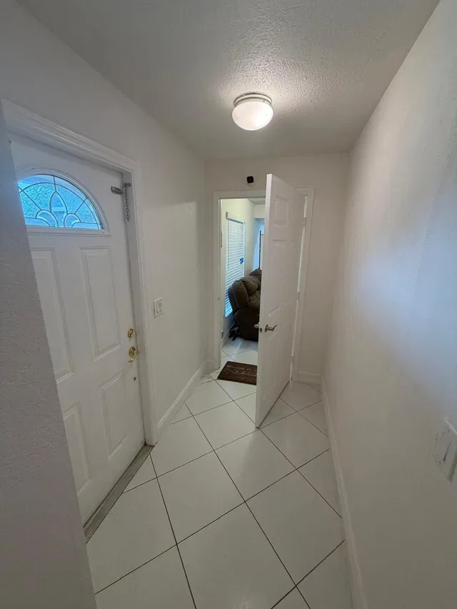 Residence photo 32