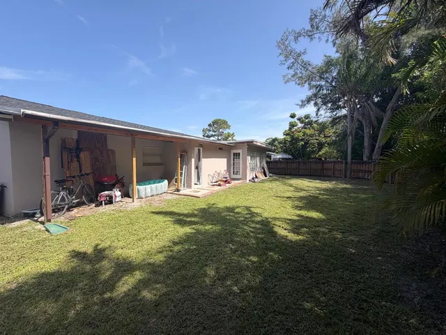 Residence photo 45