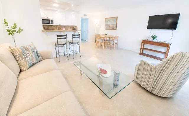 Residence photo 11