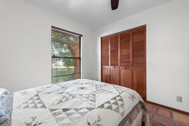  Residence photo 15