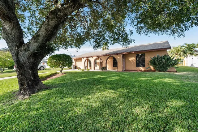  Residence photo 29