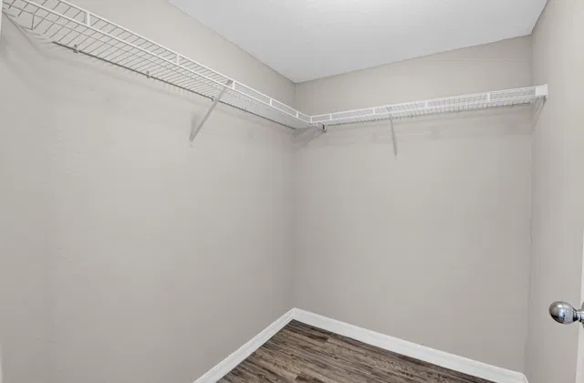 Unit 303 photo 20