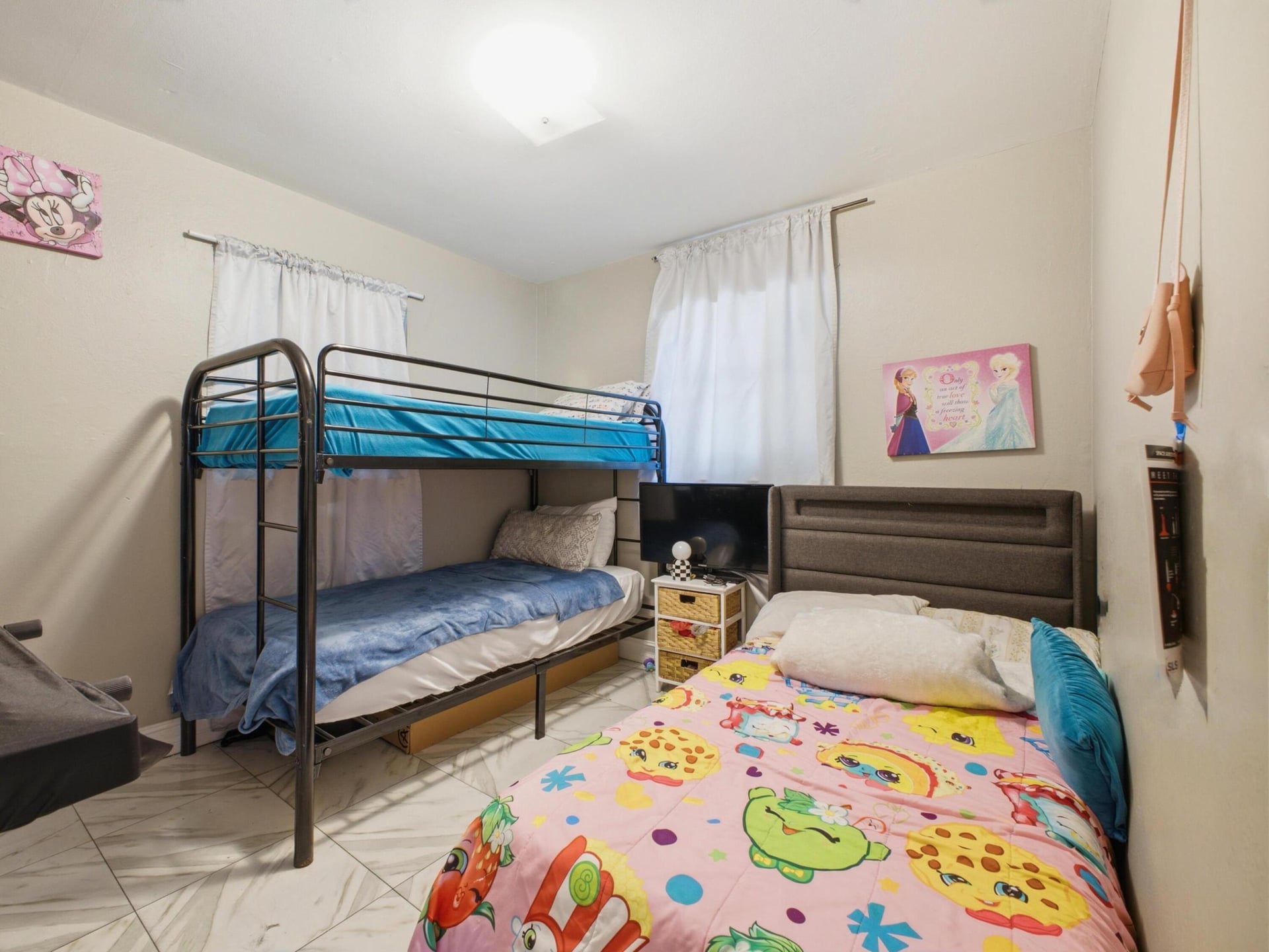 Residence photo 11