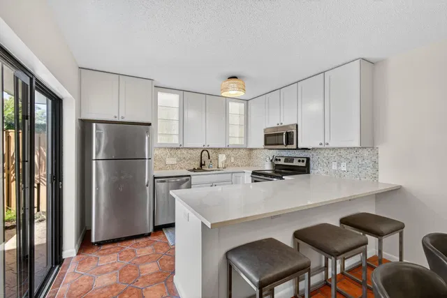 Unit 103 photo 24
