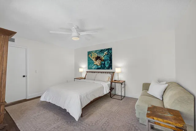 Unit 103 photo 41