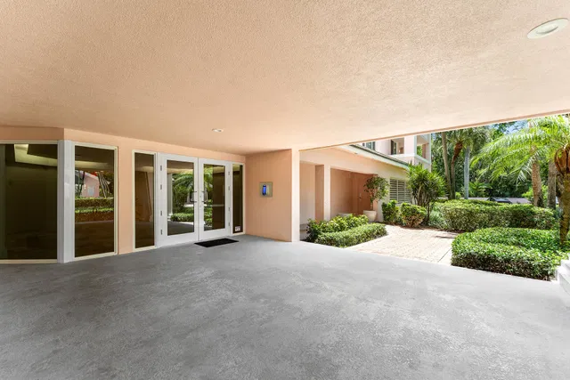 Palm Trail Delray Beach Unit C206 photo 2