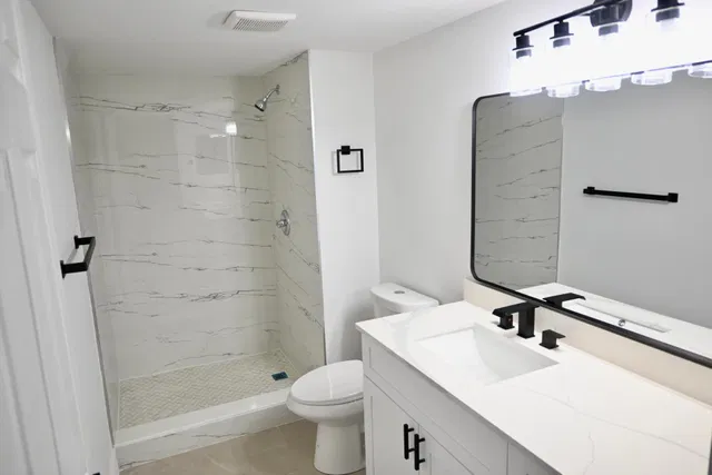 Unit 3060 photo 12