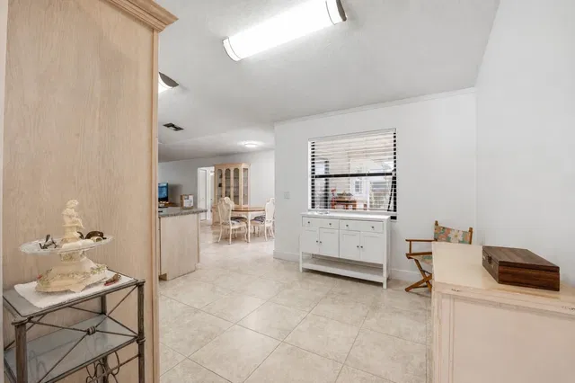 Residence photo 5