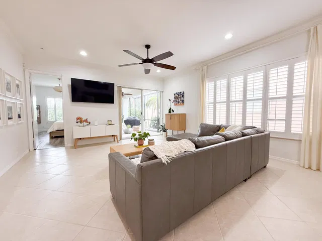 Residence photo 4