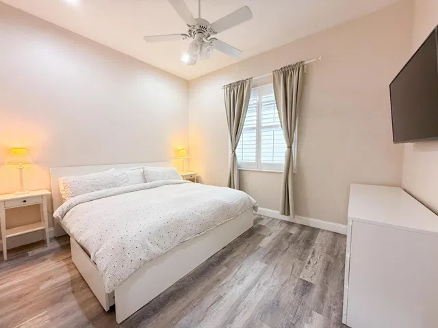 Residence photo 8