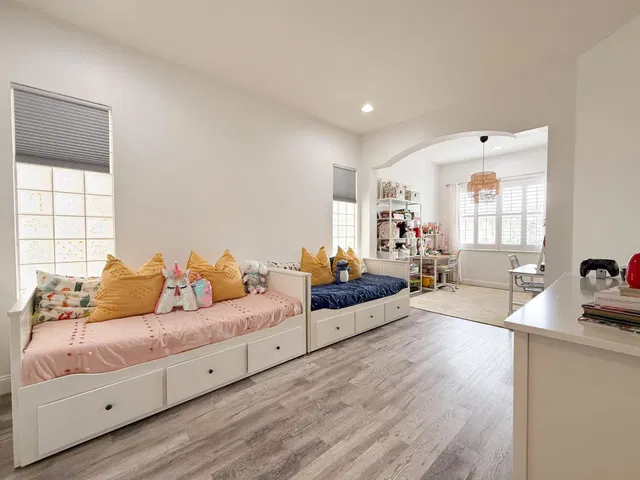 Residence photo 10