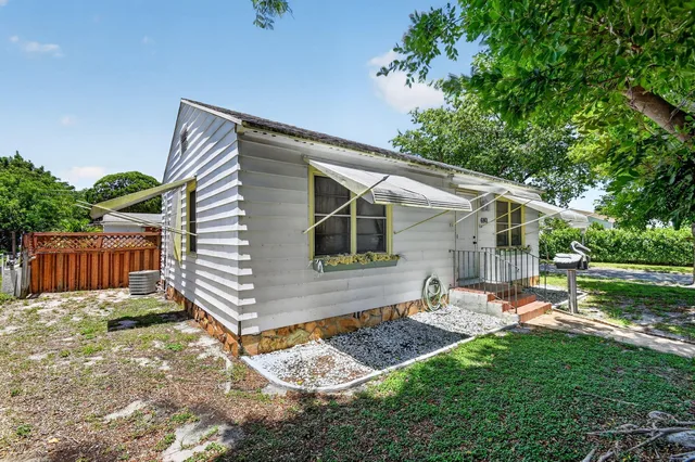 West Palm Beach Residence photo 3