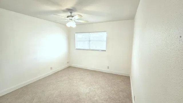Residence photo 11