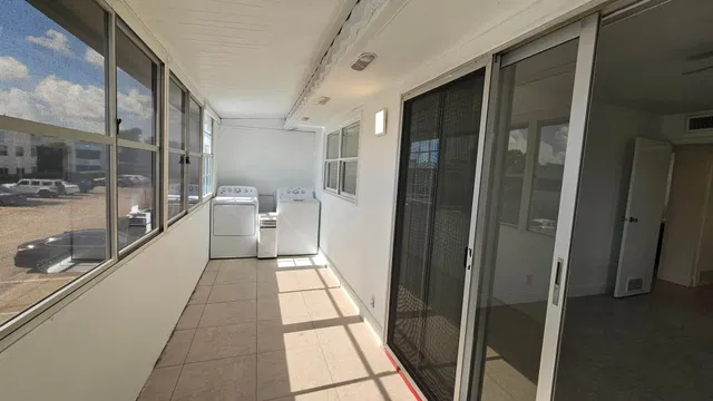 Residence photo 18