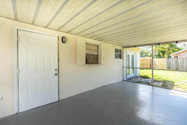 Residence photo 11