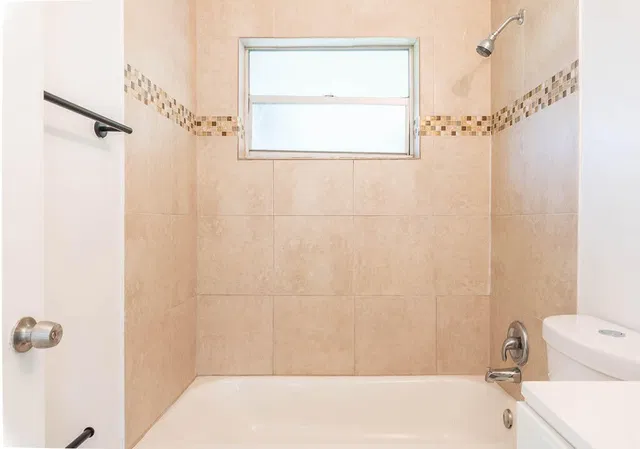 Residence photo 16