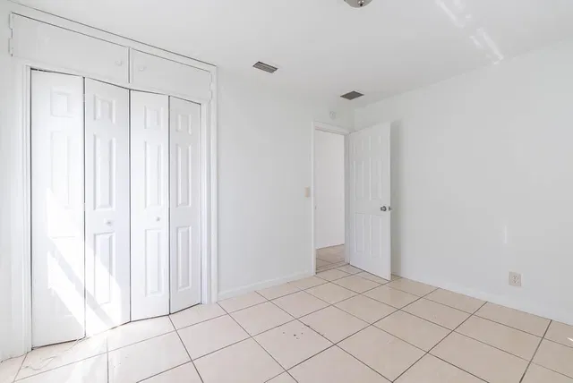 Residence photo 18
