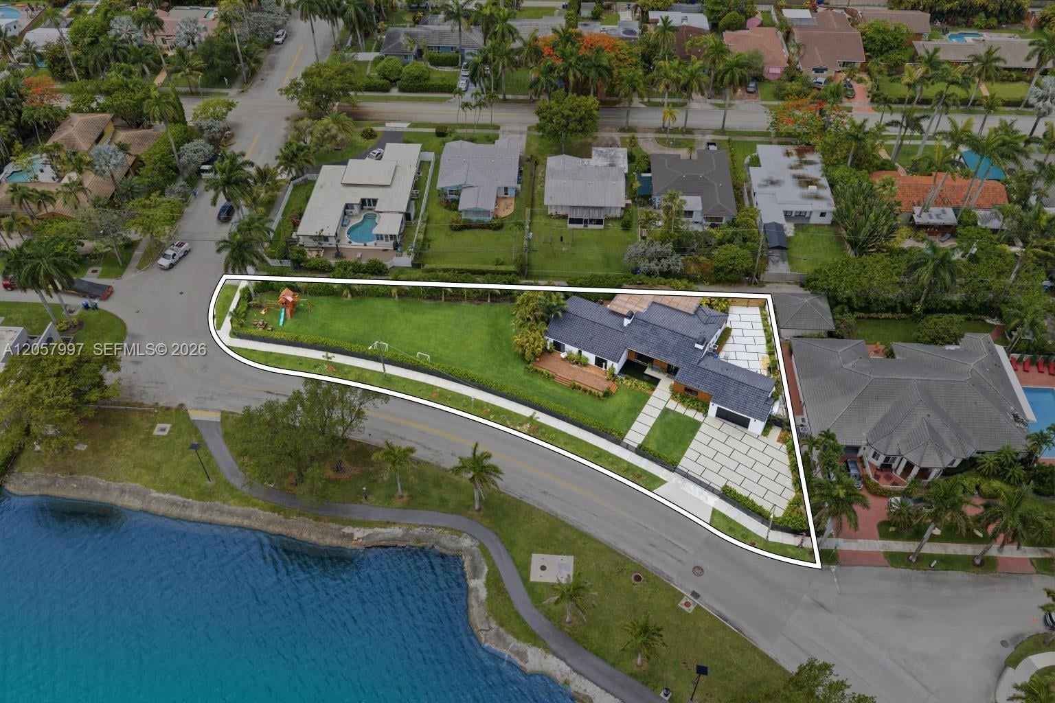 1204 S Northlake Drive, Hollywood, FL 33019