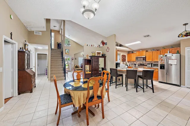 Residence photo 4