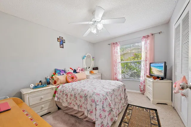 Residence photo 15