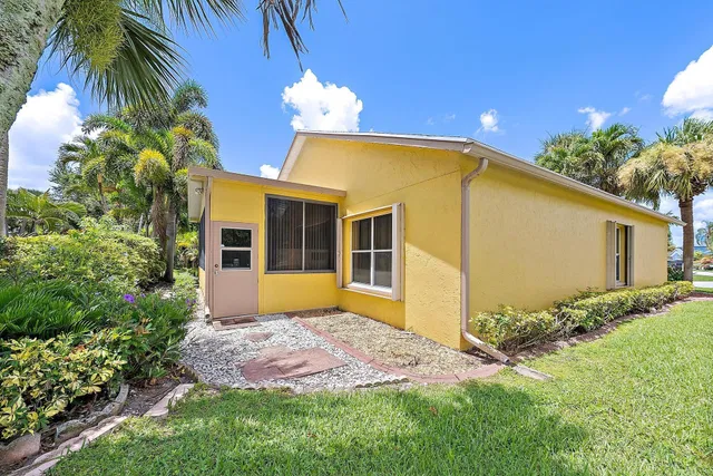 Residence photo 20
