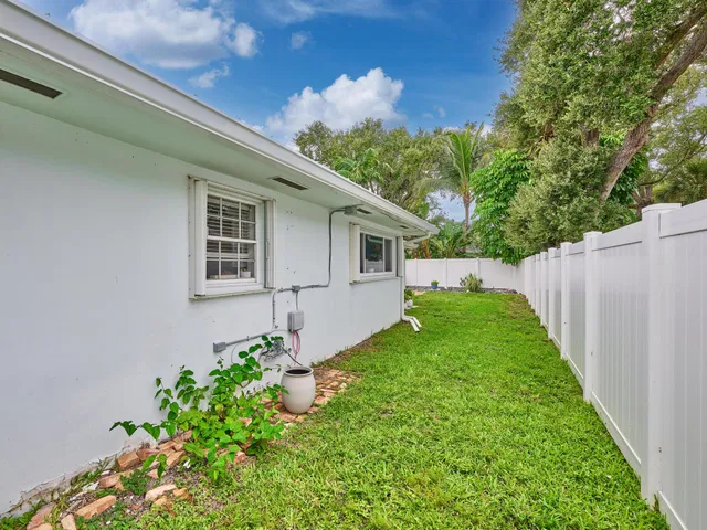 Residence photo 10