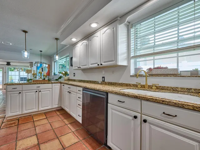 Residence photo 27