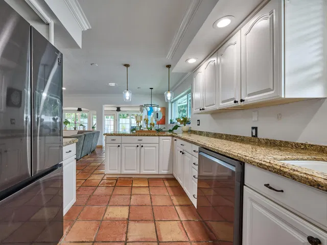 Residence photo 30