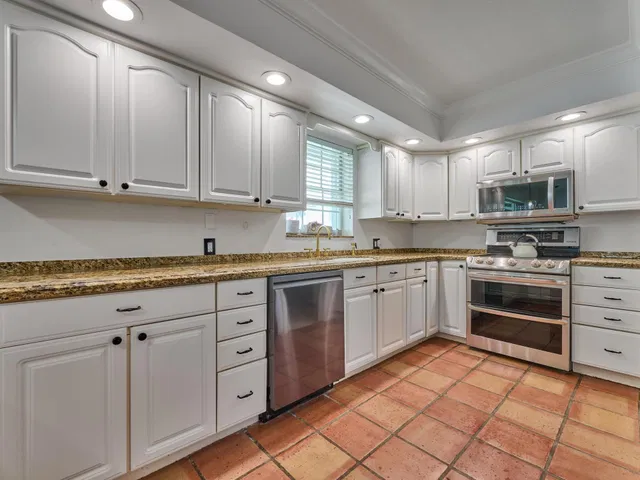 Residence photo 31
