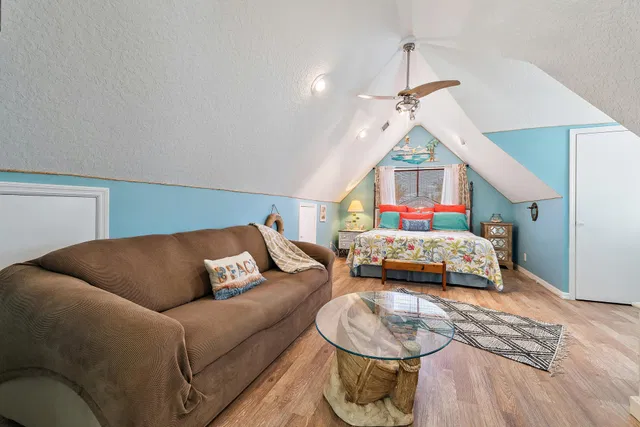  Residence photo 11