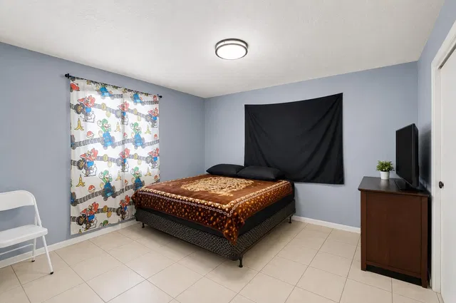 Residence photo 7