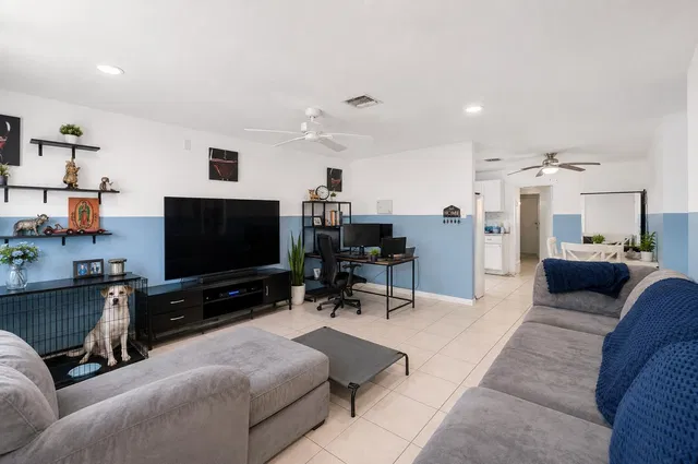 Residence photo 11