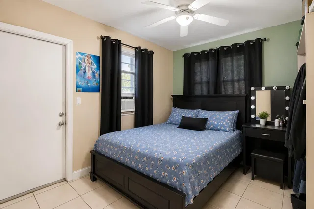Residence photo 14