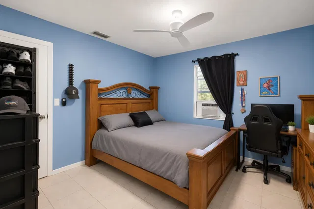 Residence photo 17