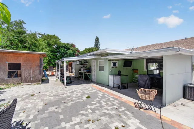 Residence photo 25