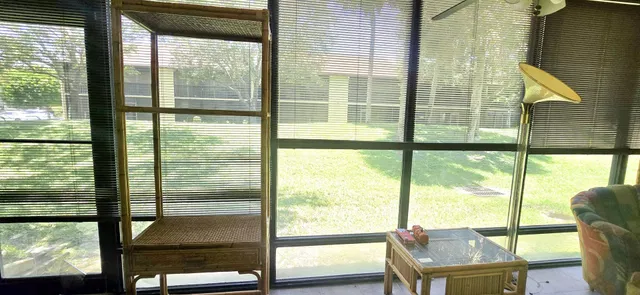 Unit 613 photo 6